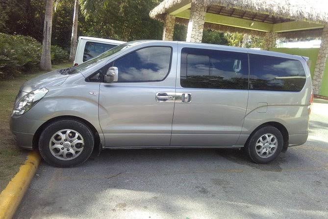 Sedan Privado for transfer from Punta Cana Airport (PUJ) to Juan Dolio