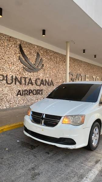 Minibus 6 pax for transfer from Punta Cana Airport (PUJ) to Bávaro / Arena Gorda / Cabeza Toro